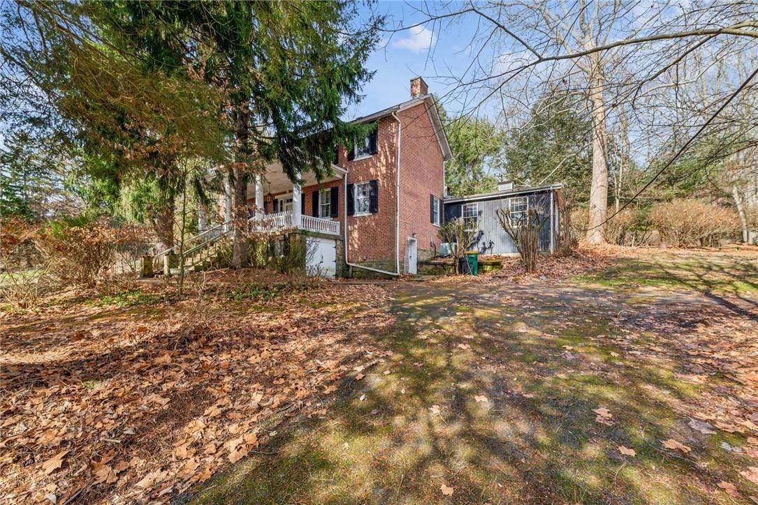 North Strabane, PA 15330,469 Ross Rd