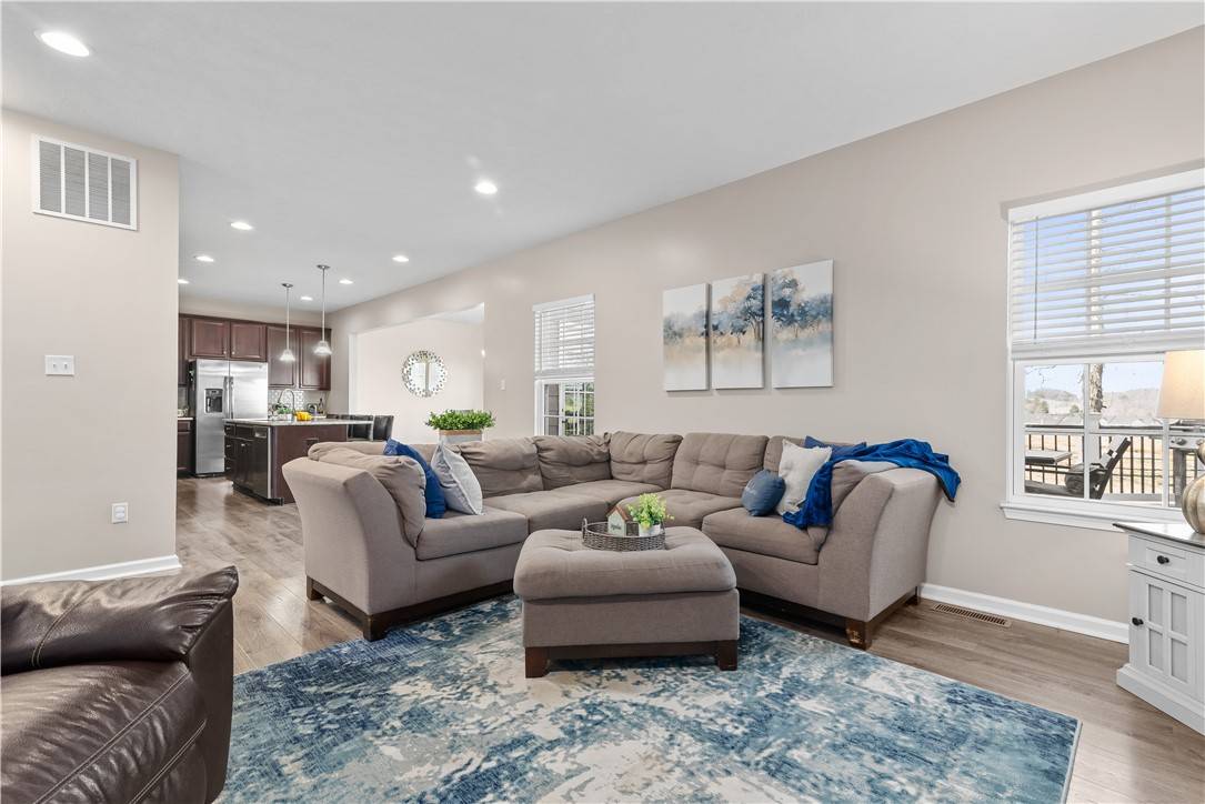 Adams Twp, PA 16046,114 Granite Ridge Cir