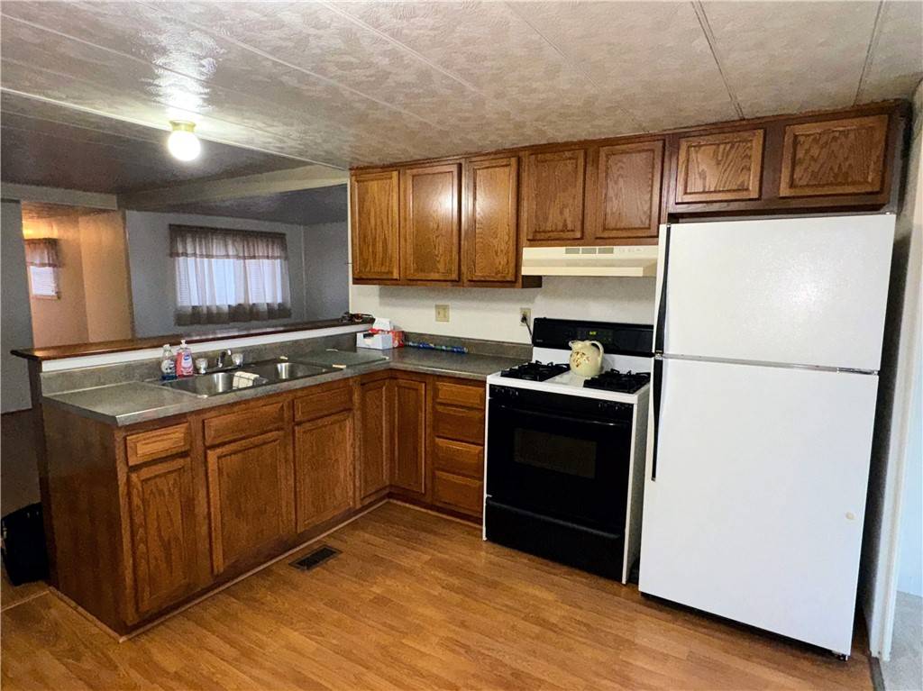 Houston, PA 15342,508 Leonard Ave