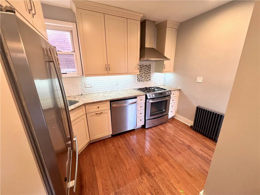 Squirrel Hill, PA 15217,6387 Ebdy Street