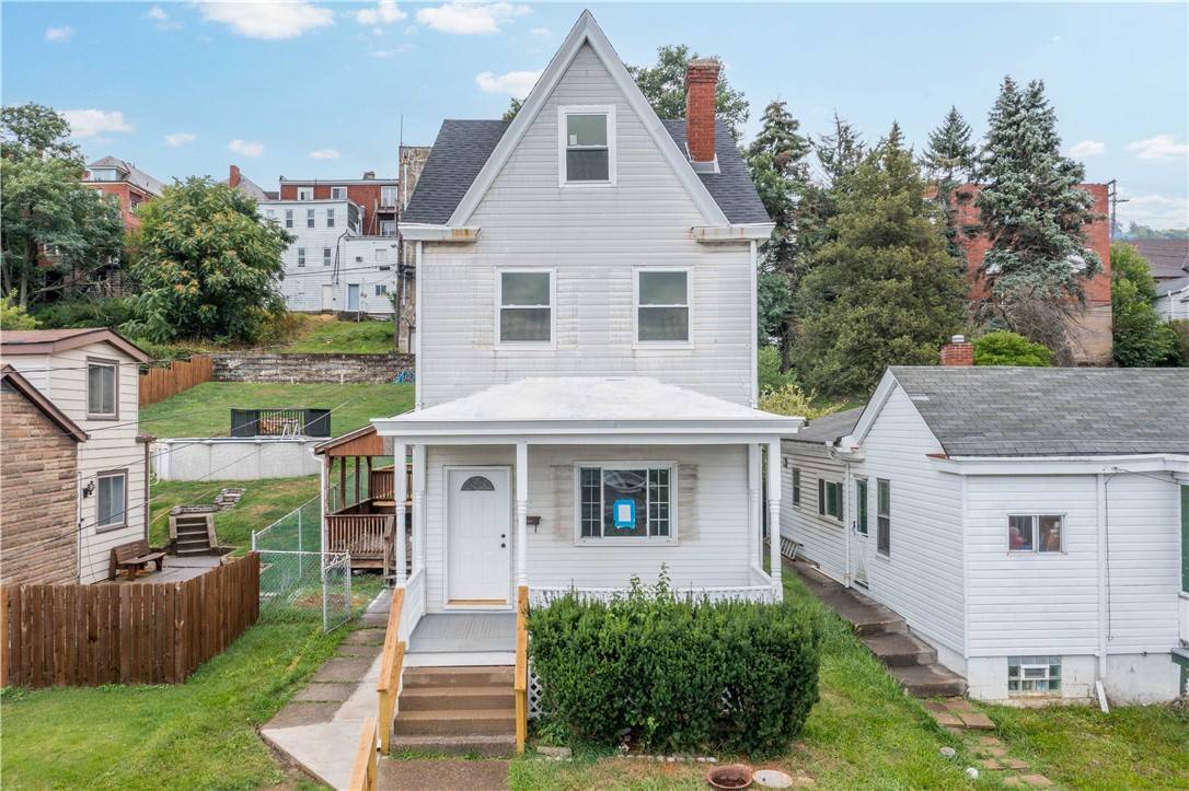 Carrick, PA 15210,1821 Westmont Ave