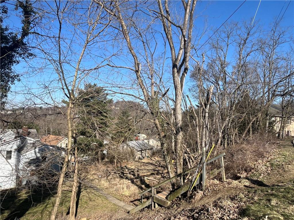 Bellevue, PA 15202,325 GLASER AVENUE