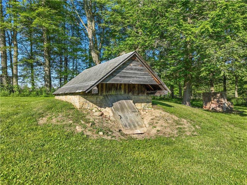 Shade Twp, PA 15926,520 Bunker Hill Road