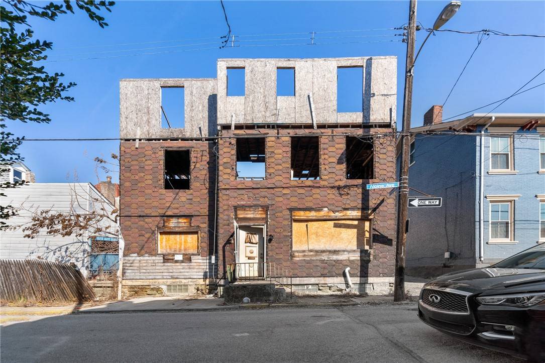 Central North Side, PA 15212,110 Alpine Avenue
