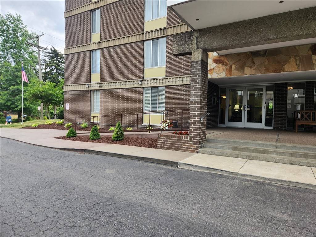 Avalon, PA 15202,301 S HOME #406