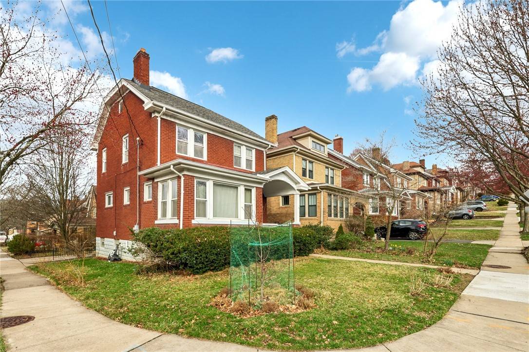 Mt. Lebanon, PA 15228,460 Mapleton Ave