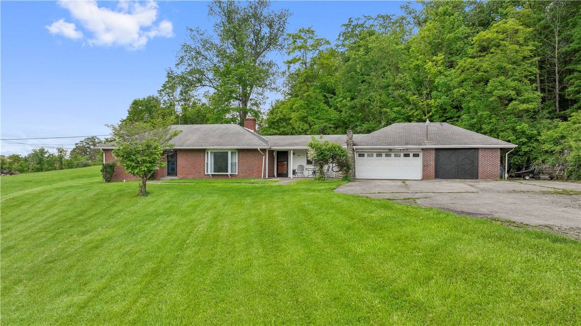 North Strabane, PA 15330,884 LINDEN ROAD