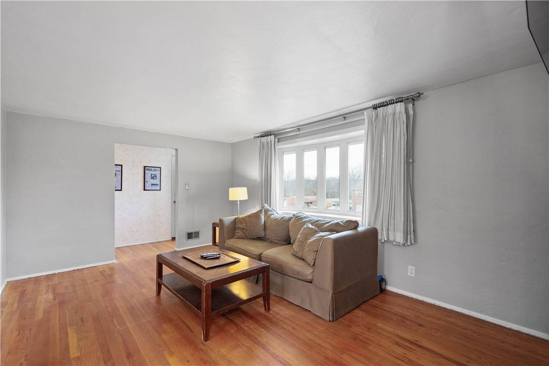 Baldwin Boro, PA 15227,1755 Elderslee Rd