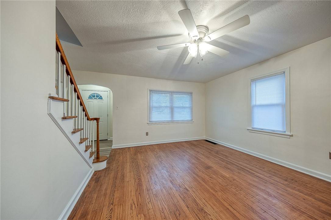 Hopewell Twp - Bea, PA 15001,2271-2273 Brodhead Rd