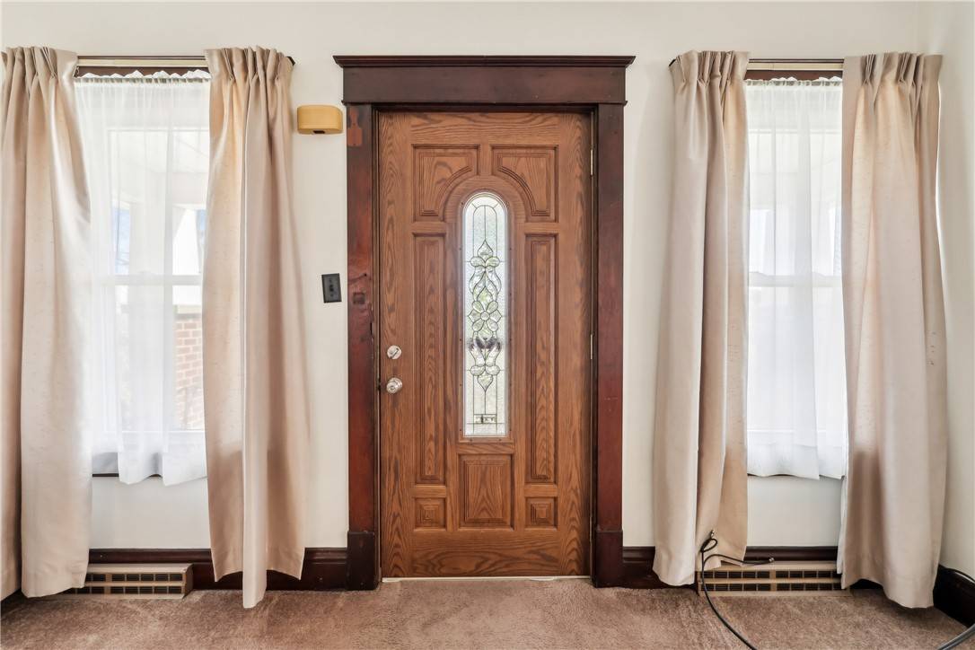 Crafton Heights, PA 15220,930 Ringgold St