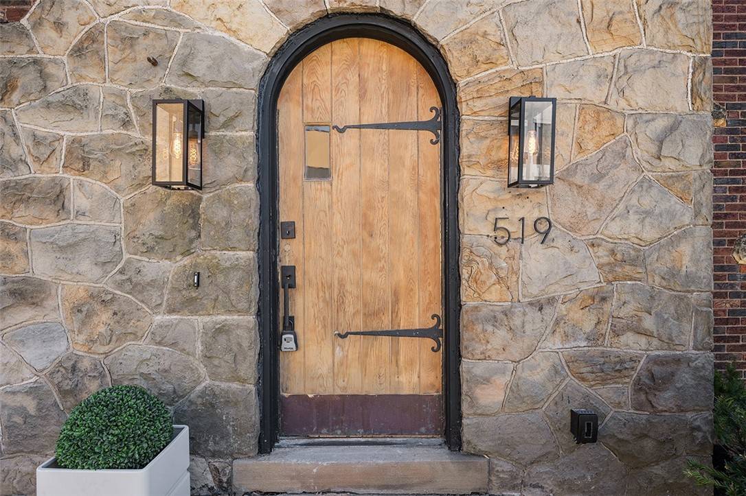 Mt Washington, PA 15211,519 Grandview Avenue