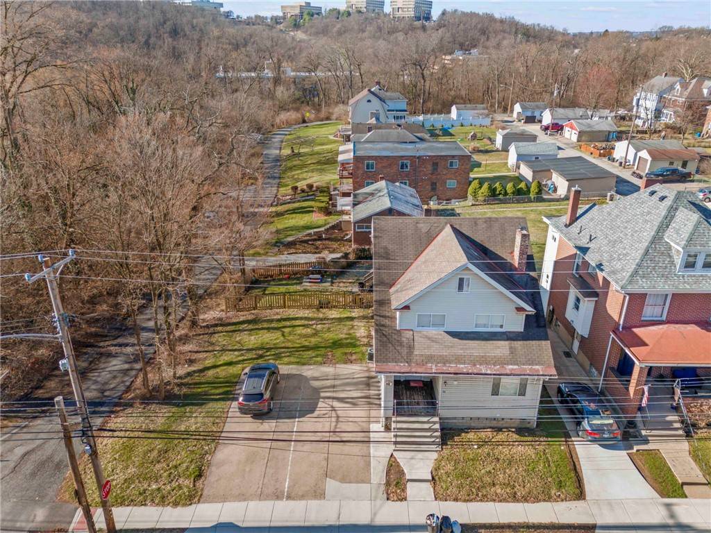 Crafton, PA 15205,98 Sterrett Street