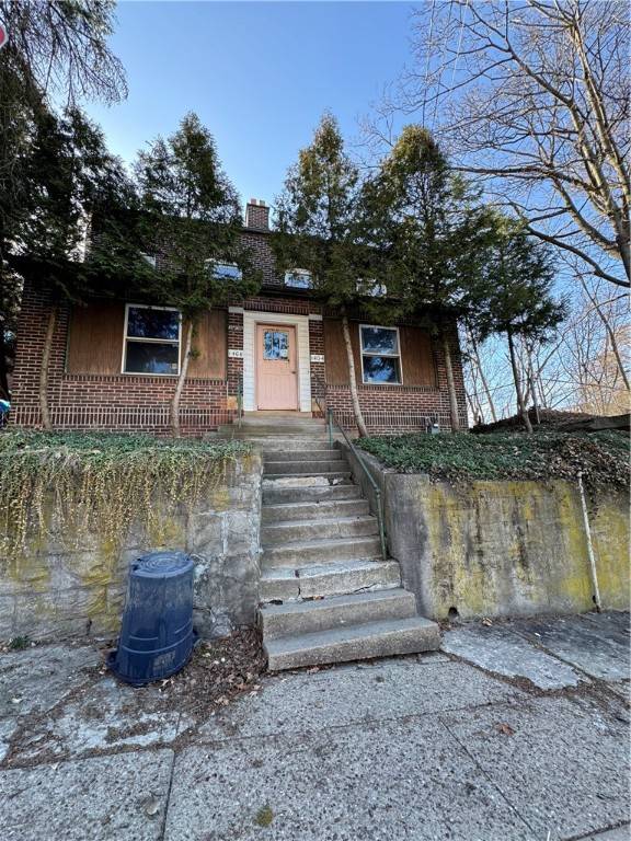 Carrick, PA 15210,1404-1406 Amanda St