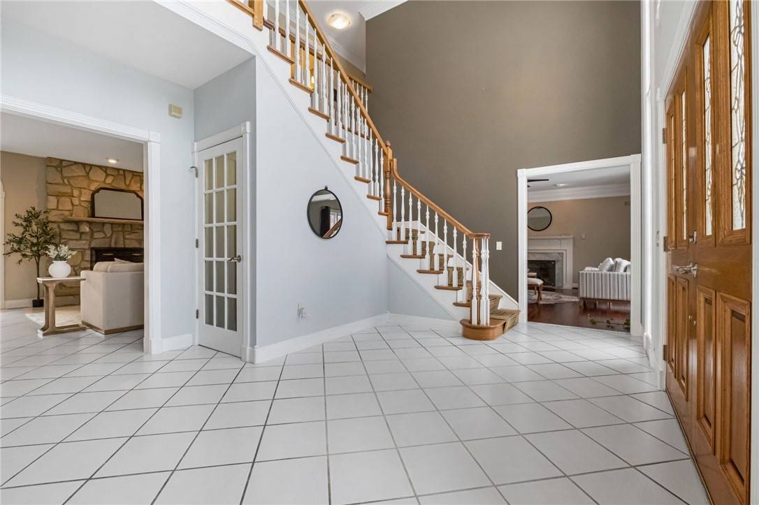 Upper St. Clair, PA 15241,101 Thousand Oaks Dr.