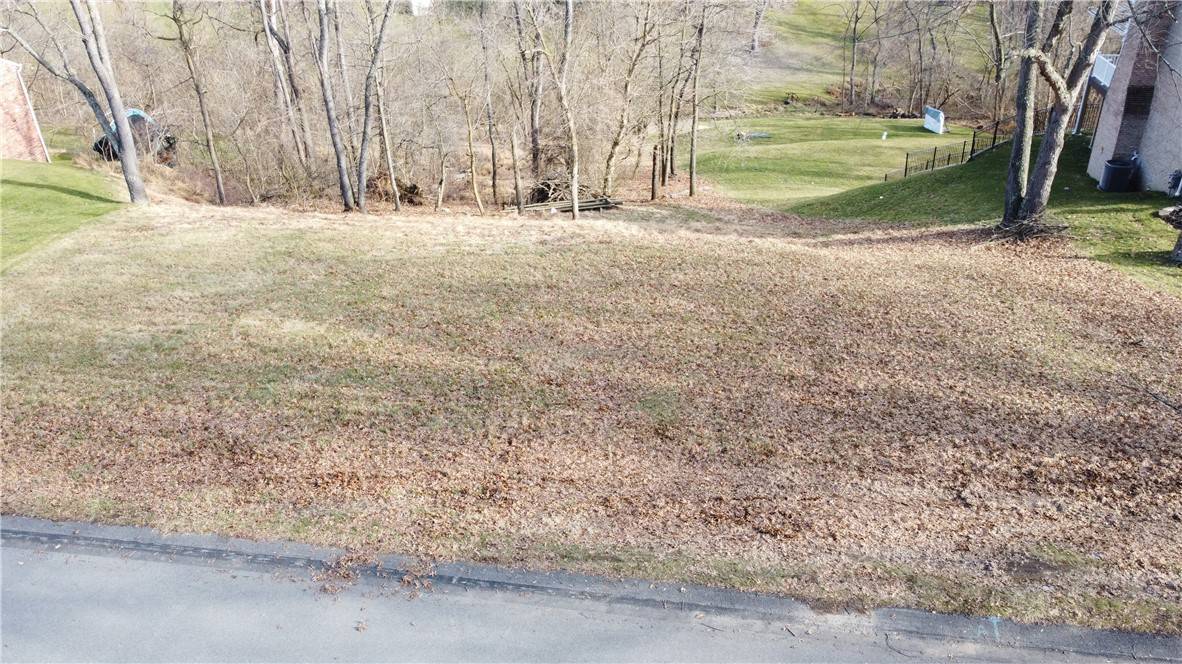 Peters Twp, PA 15317,140 Lakeview Dr
