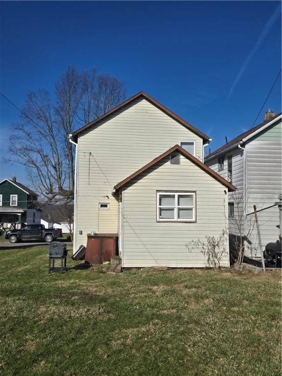 Farrell, PA 16121,1125 Hamilton Ave