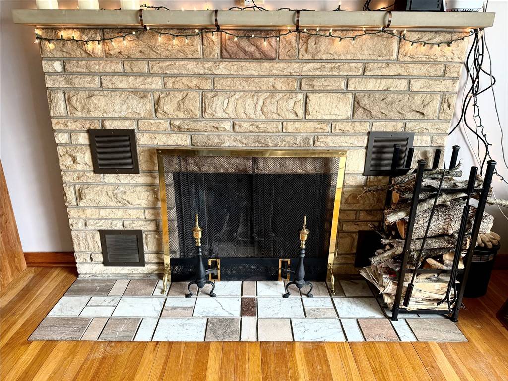Moon/crescent Twp, PA 15108,2120 Pococen Dr