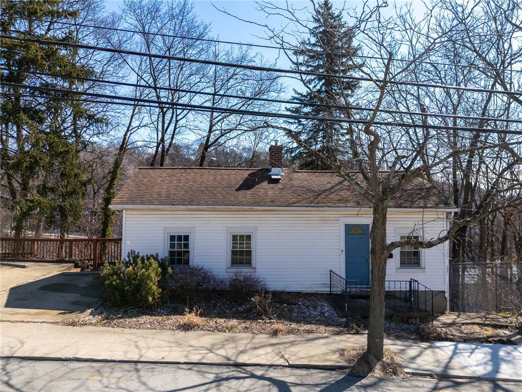 Mt Washington, PA 15211,729 Boggs Ave