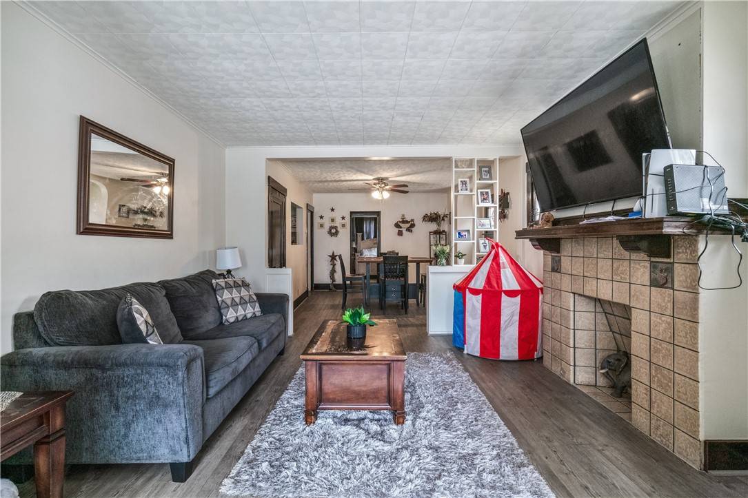 West View, PA 15229,14 Chalfonte Avenue