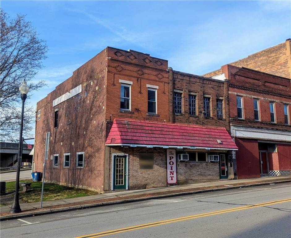 Rochester, PA 15074,124 Brighton Ave