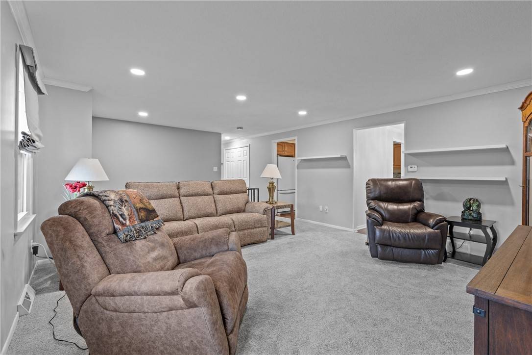 Plum Boro, PA 15239,282 Shasta Dr