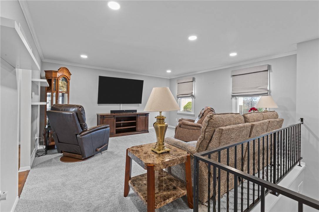 Plum Boro, PA 15239,282 Shasta Dr