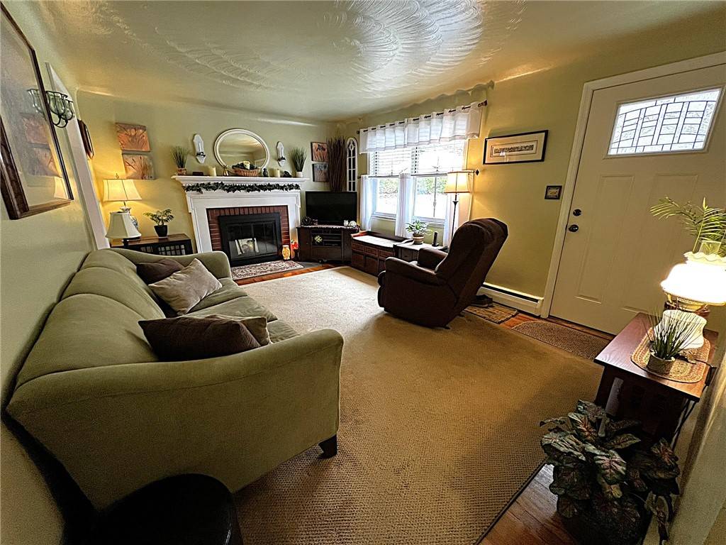 Hampton, PA 15101,4485 Greengrove Drive