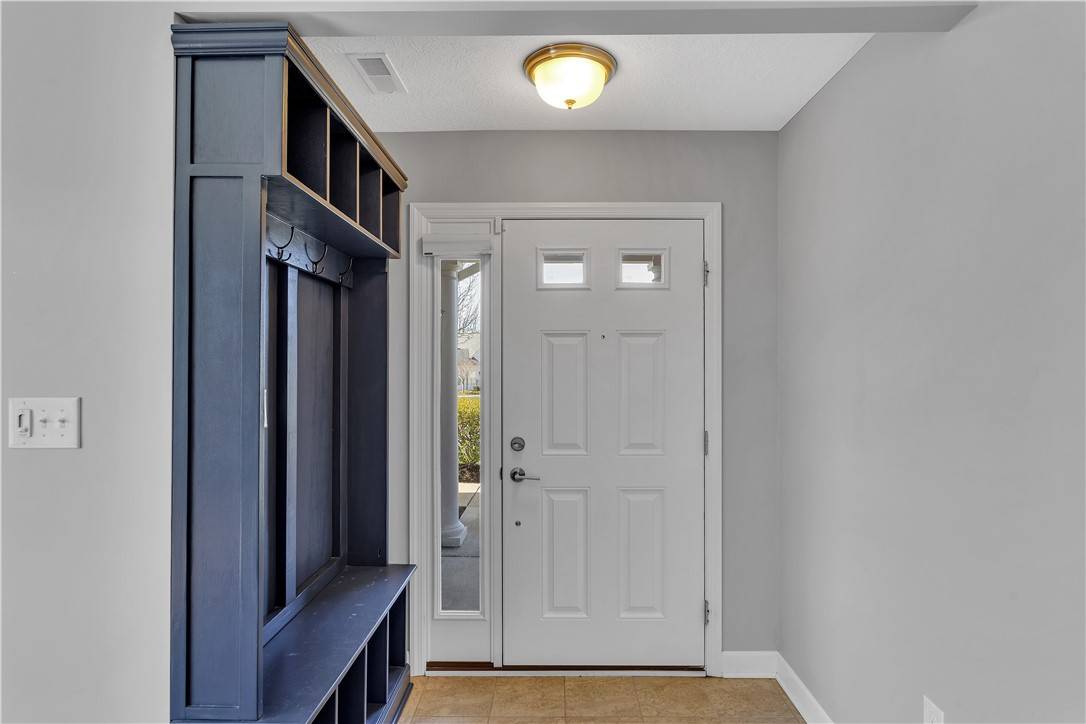 Lancaster Twp, PA 16037,2082 Southview Dr
