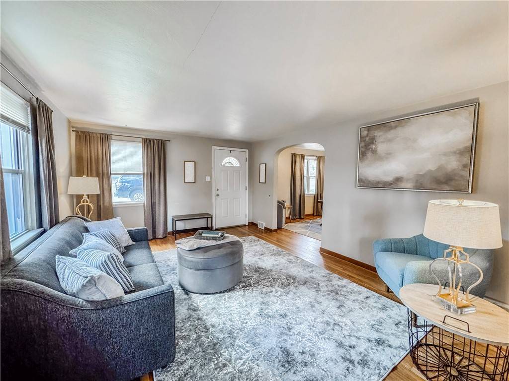 Brentwood, PA 15227,3845 Dalewood Street