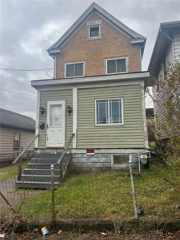 Monessen, PA 15062,1212 Reservoir Ave