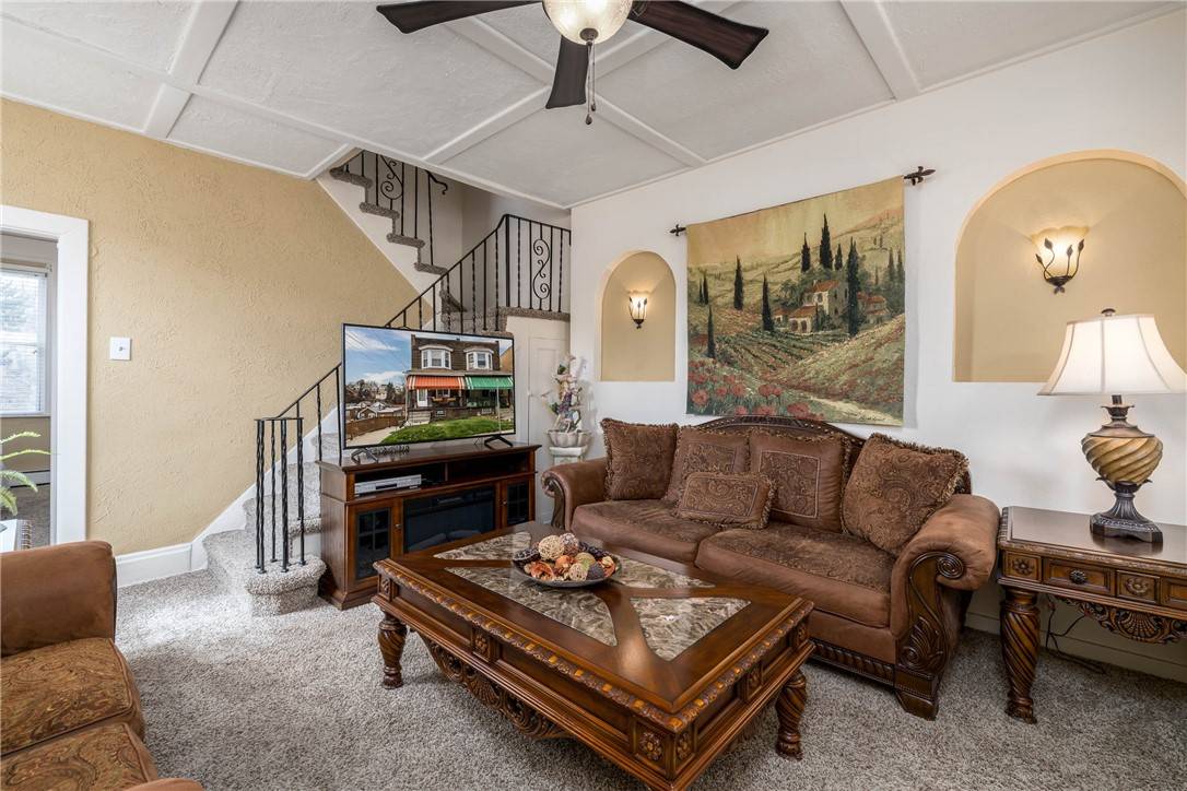 Greenfield, PA 15207,4128 Lydia St