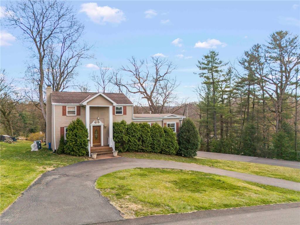 Bethel Park, PA 15241,3237 Arapahoe Road