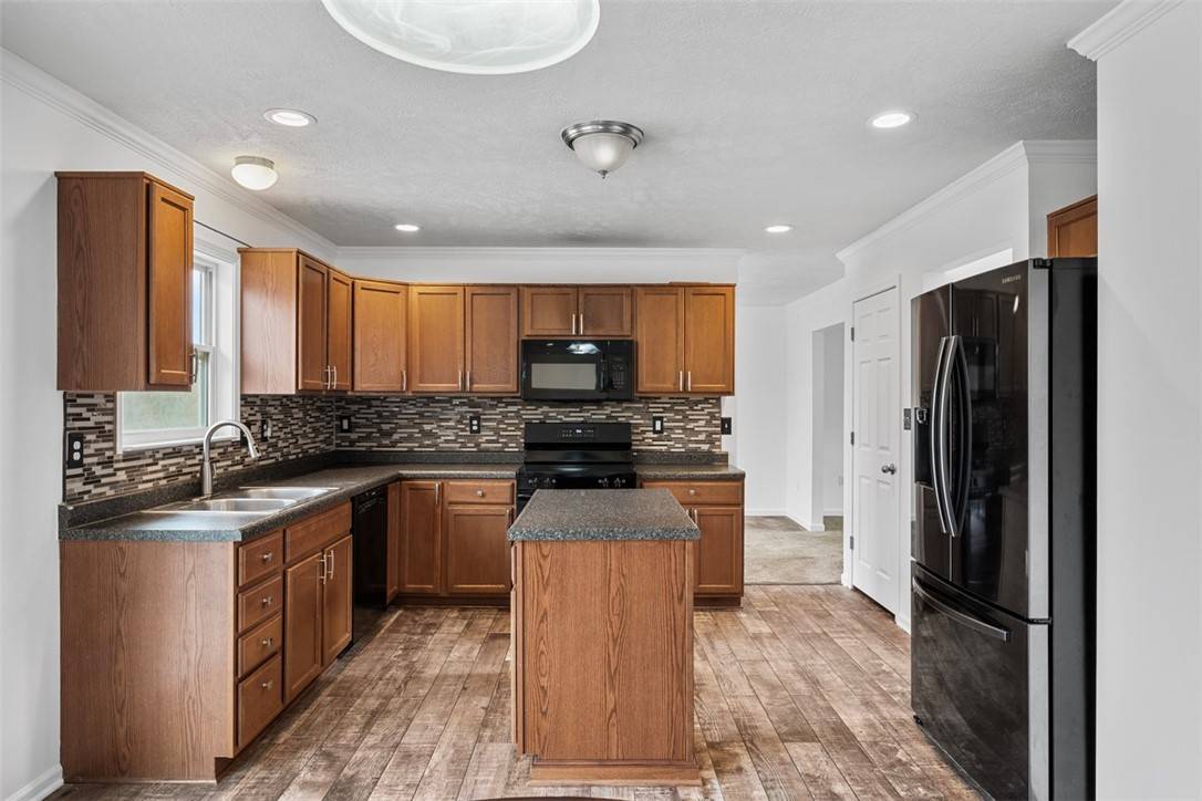 North Huntingdon, PA 15642,1768 Haflinger Dr