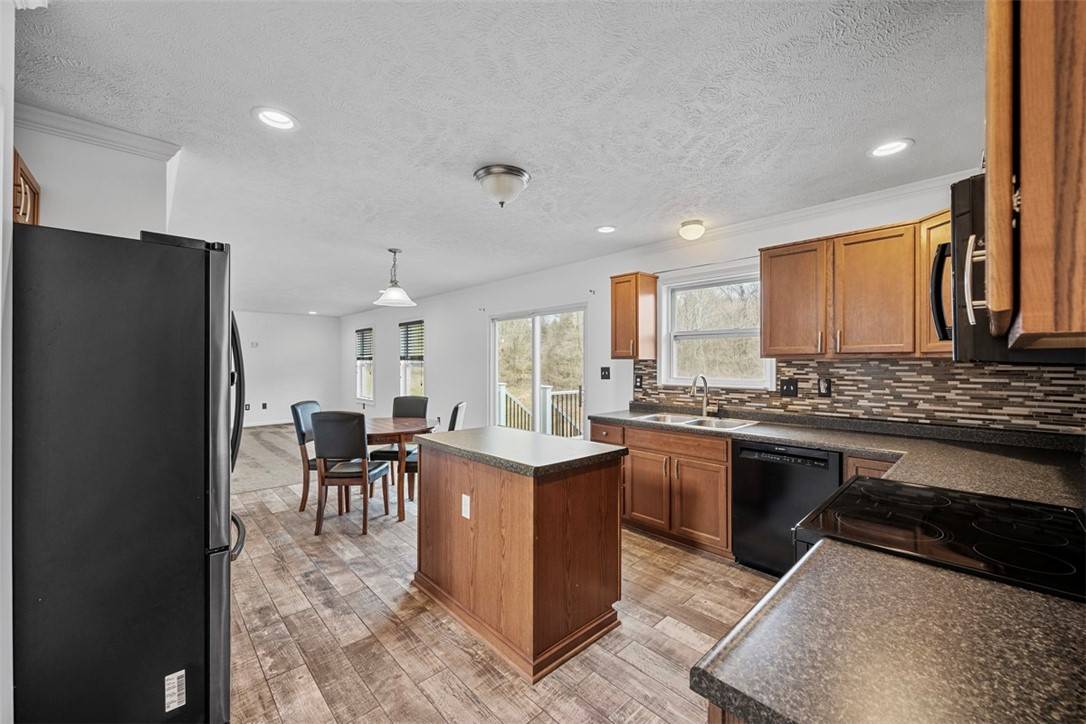 North Huntingdon, PA 15642,1768 Haflinger Dr