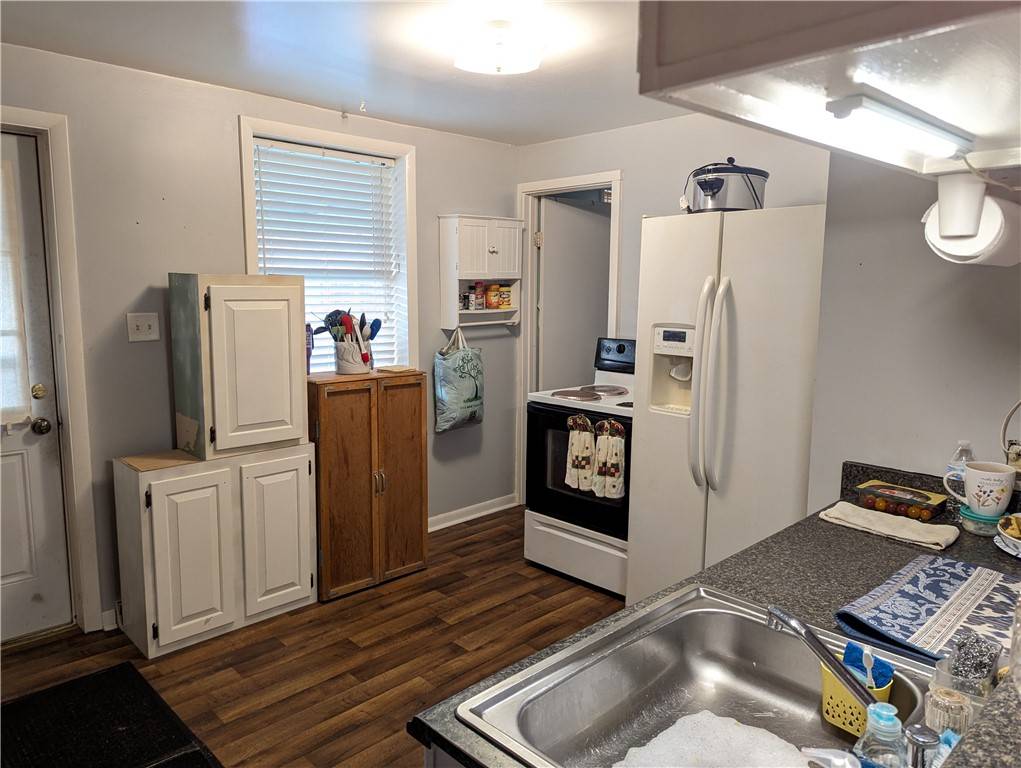 Carmichaels/cumblnd, PA 15320,1 Cumberland Village