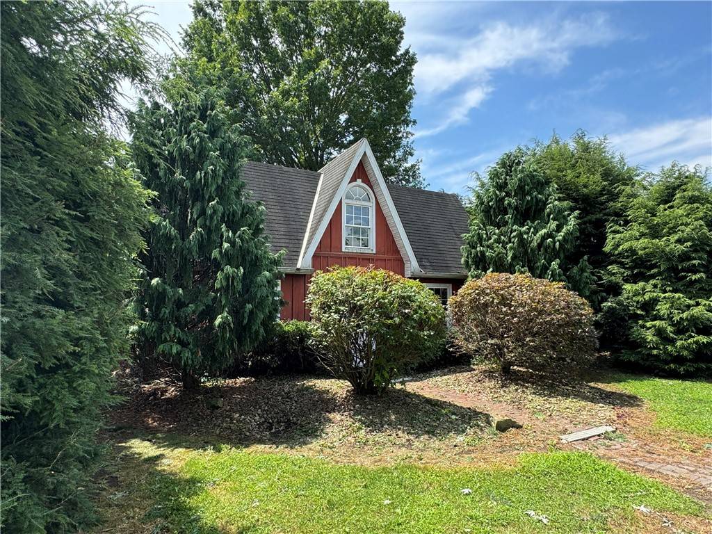 Pulaski Twp - Law, PA 16143,1946 State Route 208