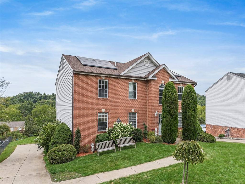 Plum Boro, PA 15239,482 Shelbourne Dr