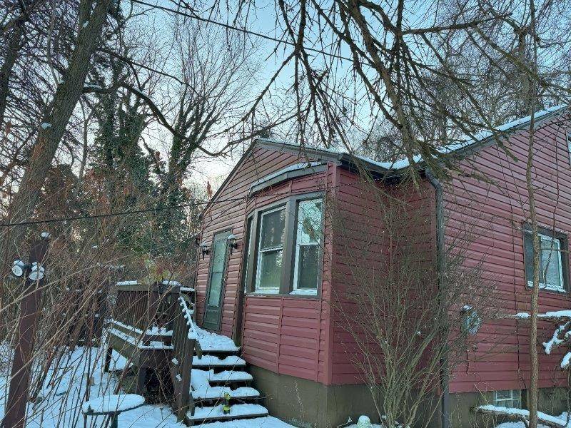 Harmony Twp - Bea, PA 15003,42 Forest Rd