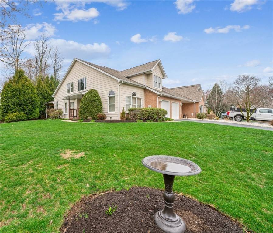Hempfield Twp - Wml, PA 15601,40 Lakeridge Drive