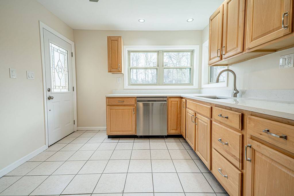 Upper St. Clair, PA 15241,1435 Morrow Road