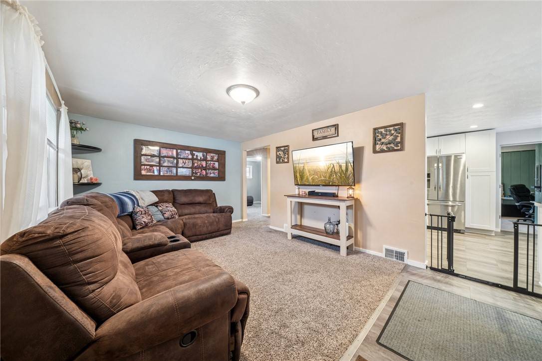 North Huntingdon, PA 15642,10100 Mark Ave