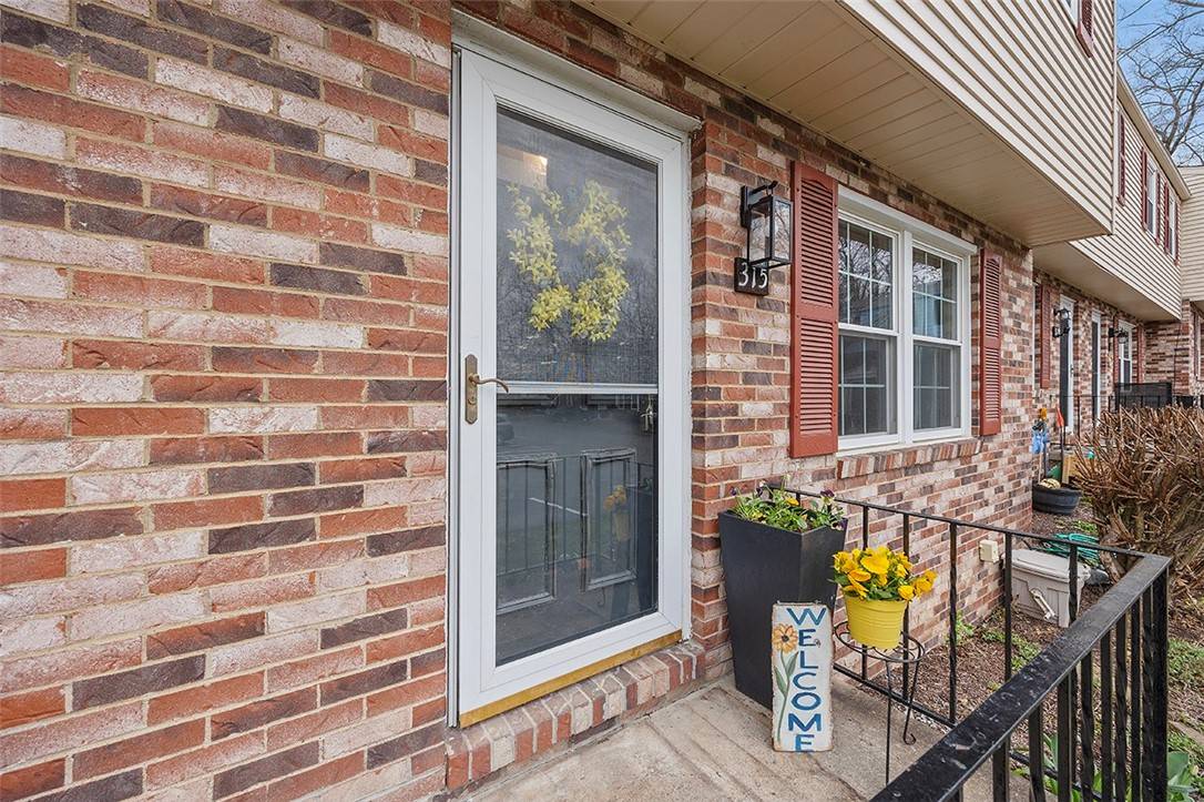 Cranberry Twp, PA 16066,315 Laporte Ct