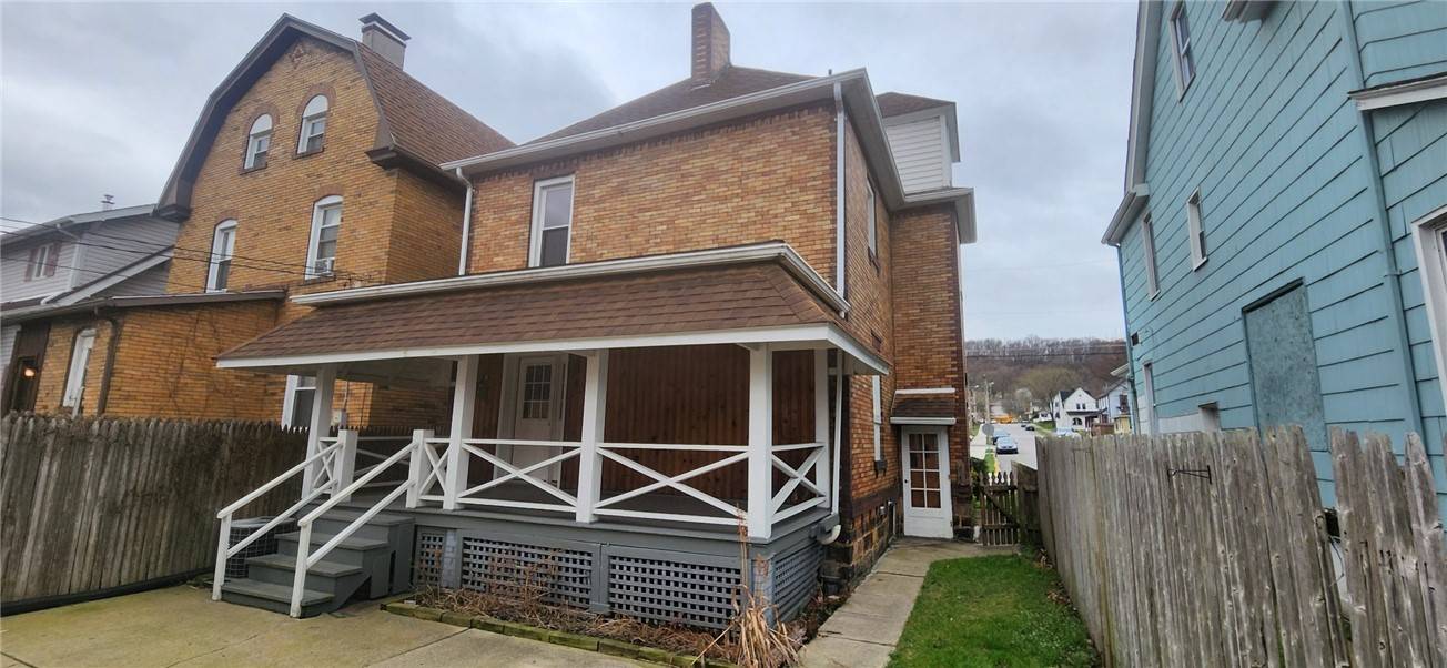 Ellwood City, PA 16117,424 Wayne Avenue