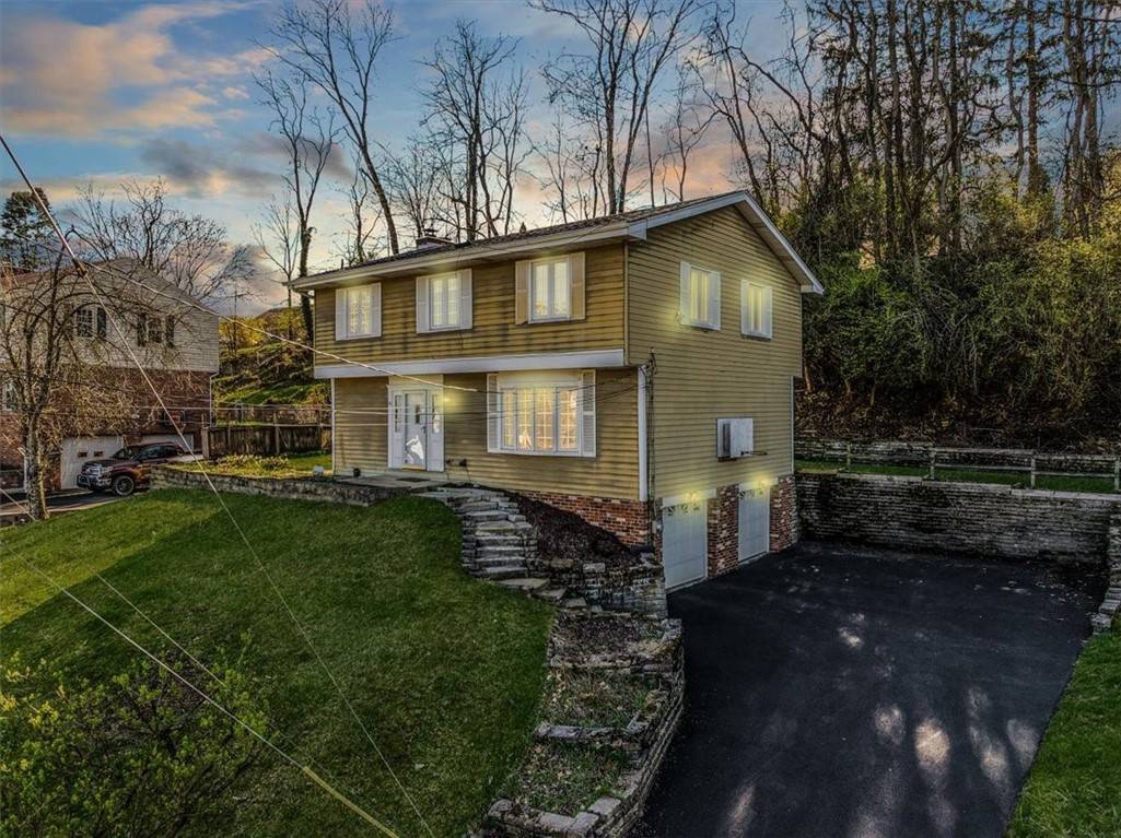 Pleasant Hills, PA 15236,230 Ben Til Dr