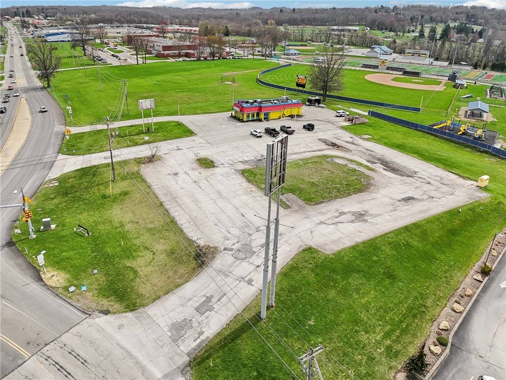 Shenango Twp - Law, PA 16101,2502 Ellwood Rd