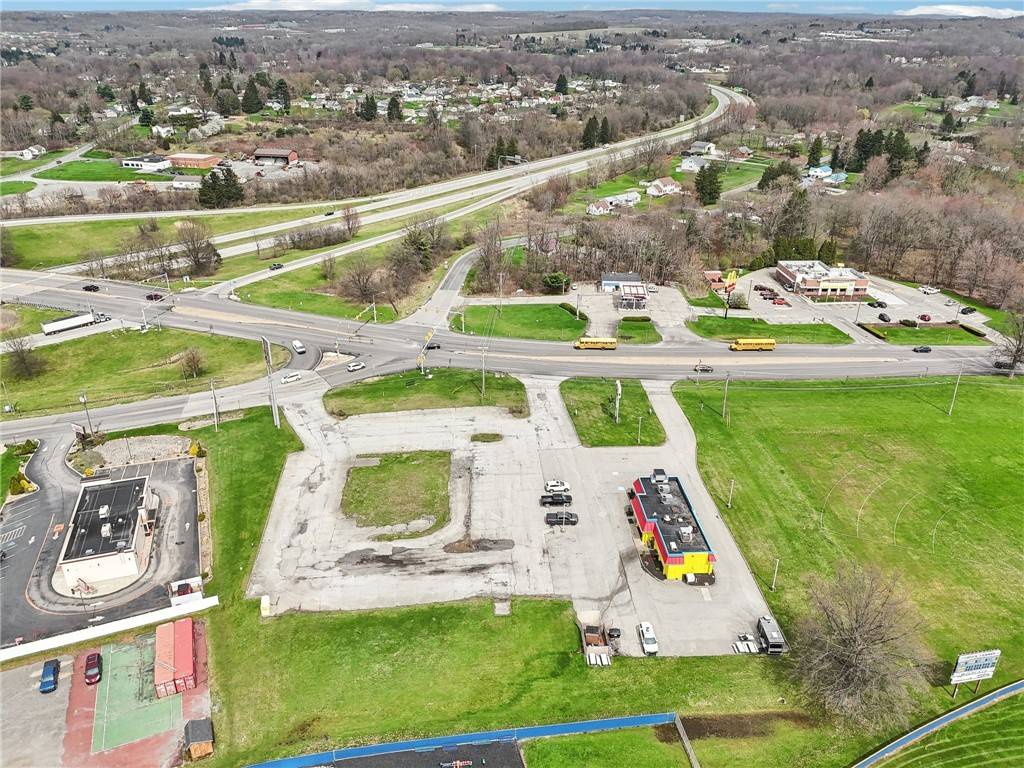 Shenango Twp - Law, PA 16101,2502 Ellwood Rd