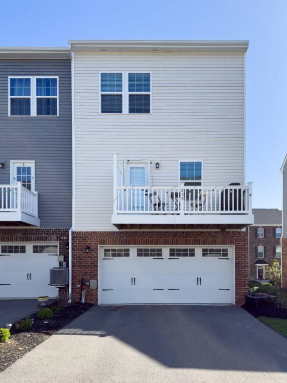 Cranberry Twp, PA 16066,215 Amon St