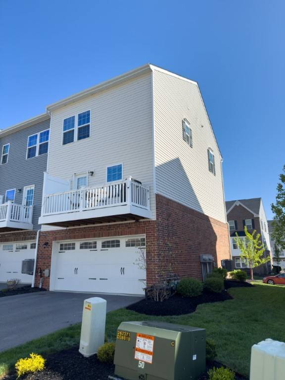 Cranberry Twp, PA 16066,215 Amon St