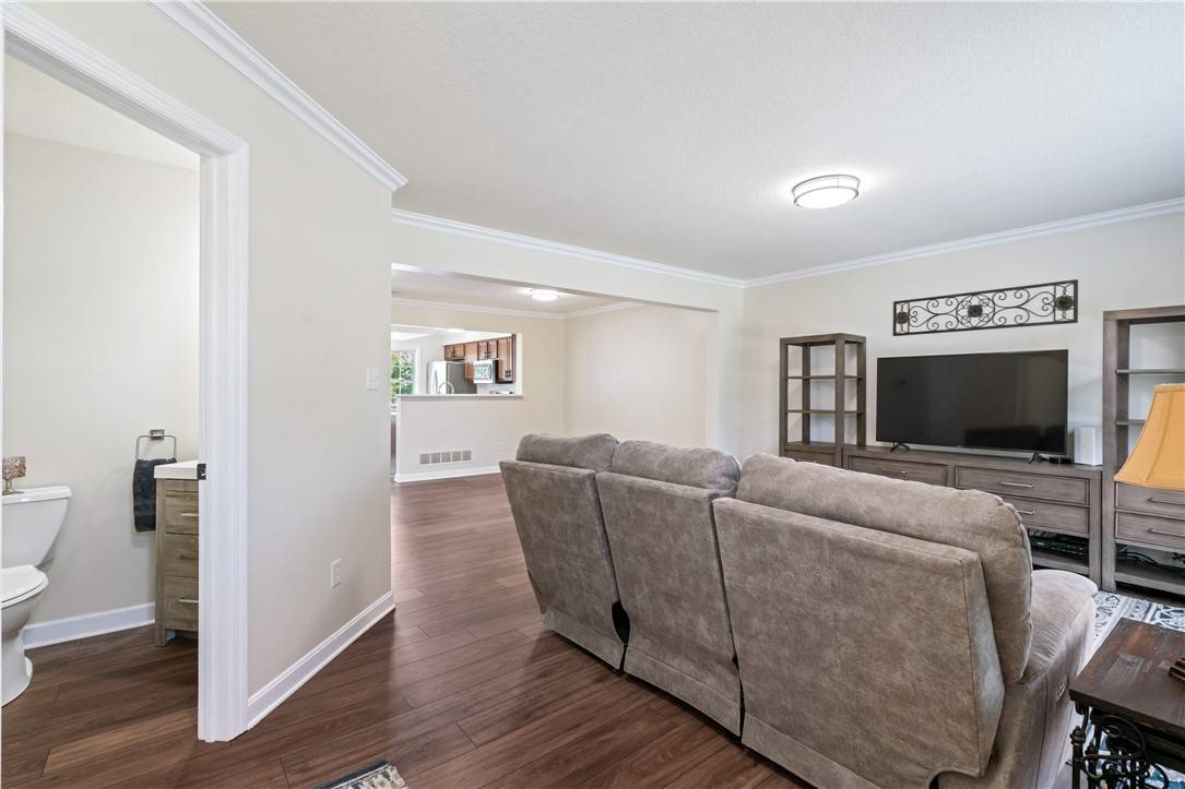 Kennedy Twp, PA 15136,36 Castle View Dr
