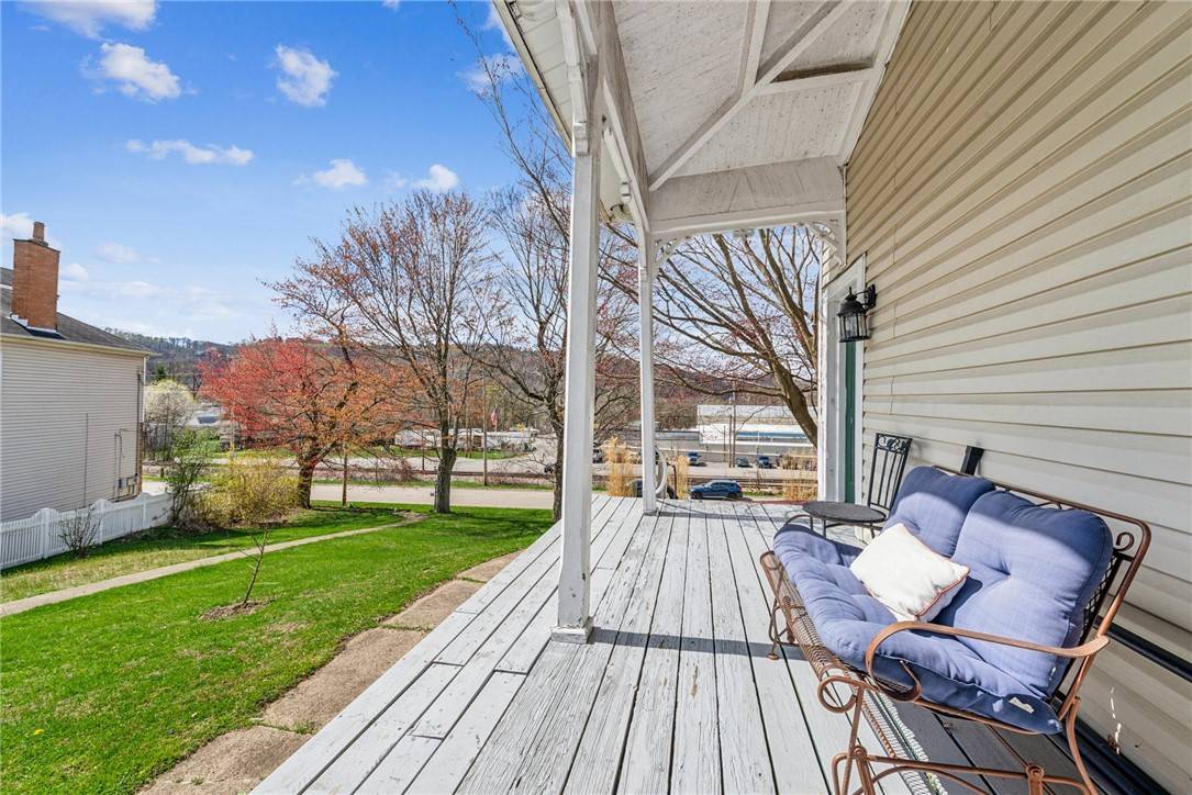 Oakmont, PA 15139,1060 Oakmont Ave